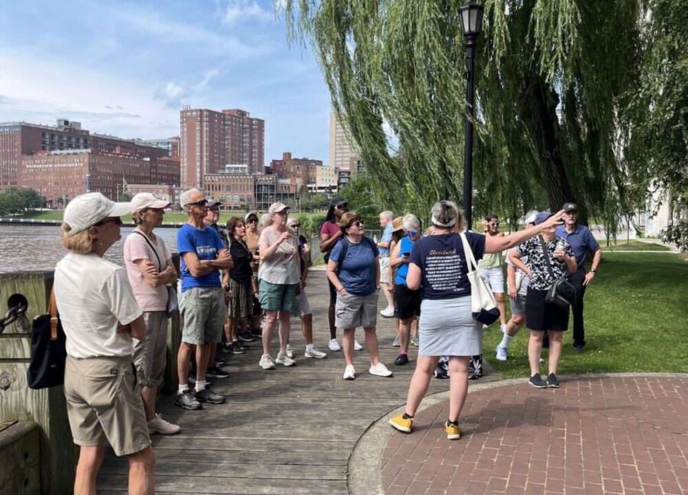 take-a-hike-canal-basin-park-tour