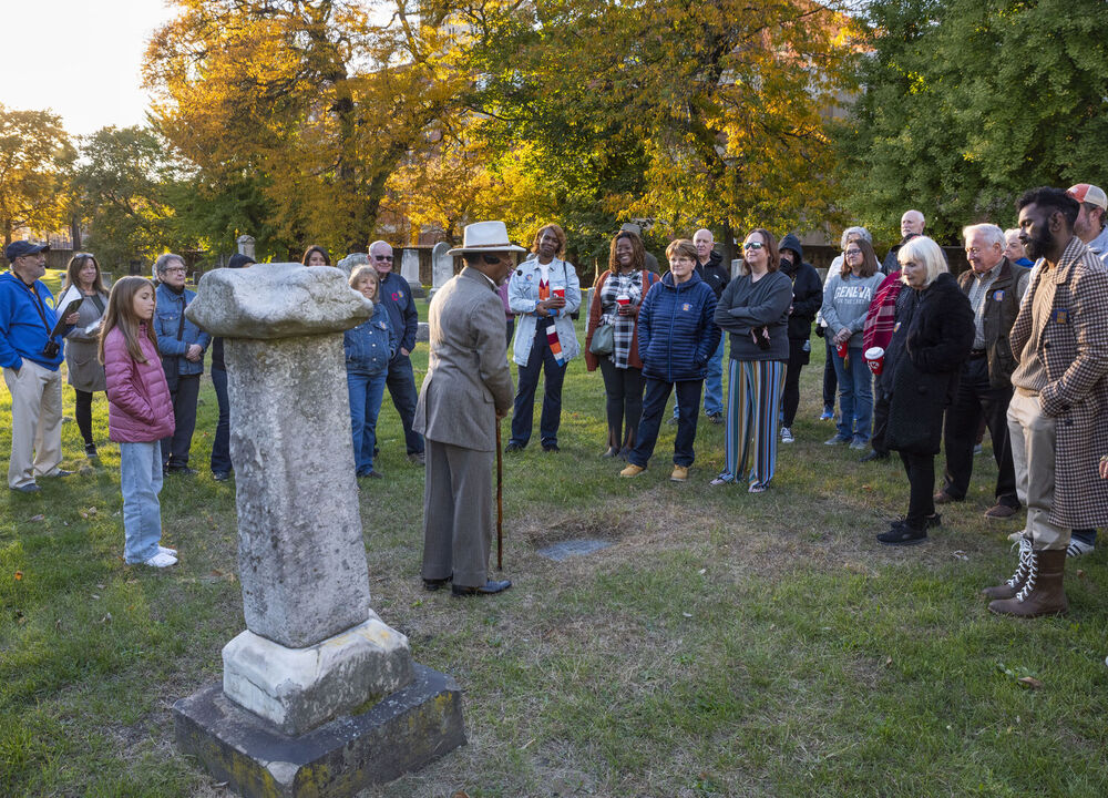 take-a-hike-erie-street-cemetery