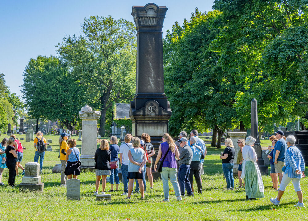 take-a-hike-erie-street-cemetery-tour--sold-out